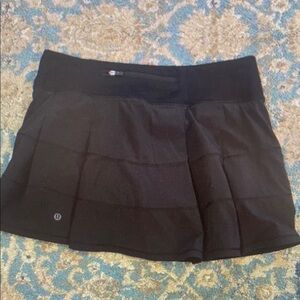EUC Lululemon Black Pace Rival Skirt Size 8